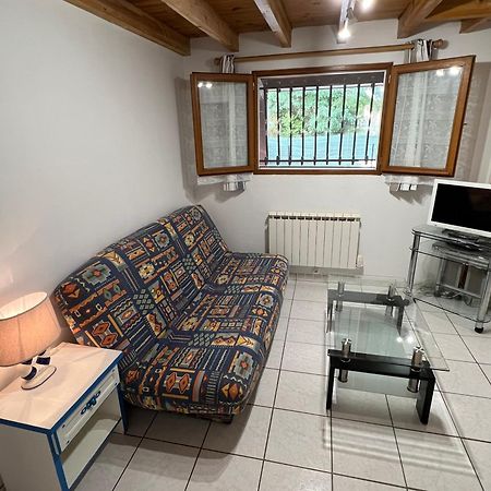 Gite Des Phares - Day Cruise En Bateau Prive, Peche En Mer, Et Visite Guidee Des Chateaux Du Medoc Lesparre Medoc Bagian luar foto